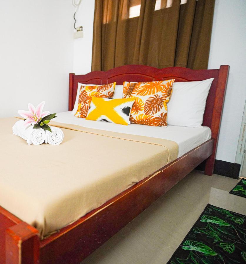 Amparo'S Tourist Inn - Đảo Coron Ngoại thất bức ảnh