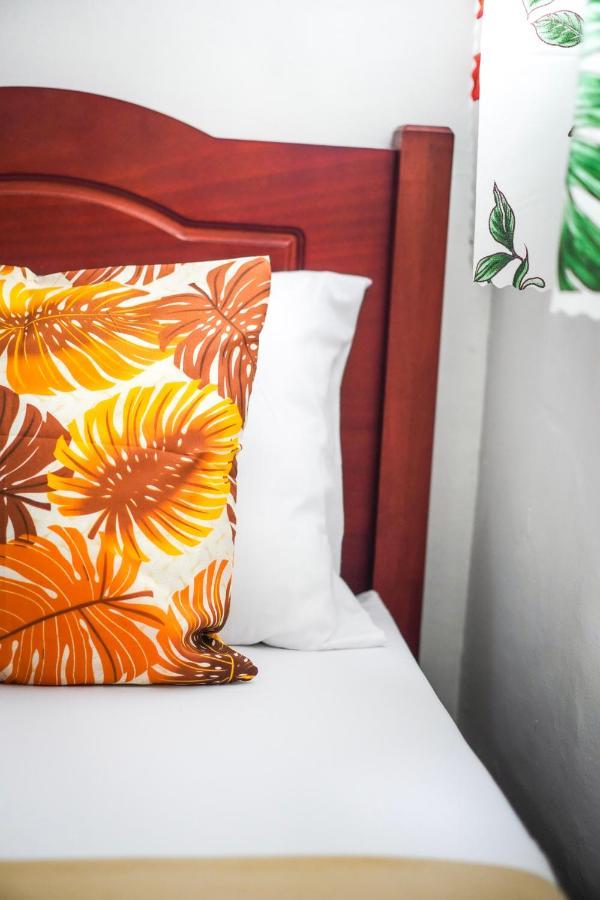 Amparo'S Tourist Inn - Đảo Coron Ngoại thất bức ảnh